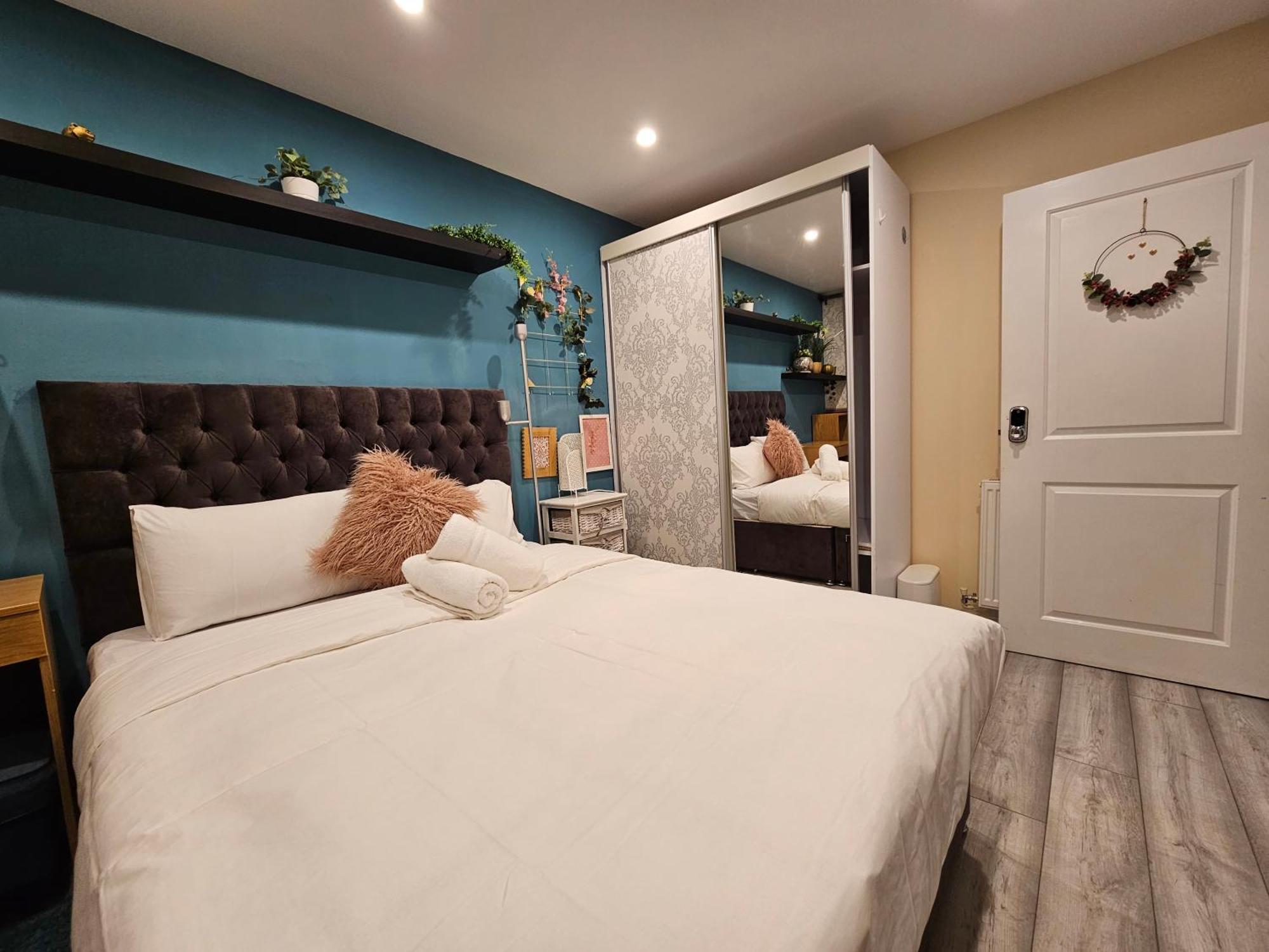 Wallwood Rooms London Eksteriør billede